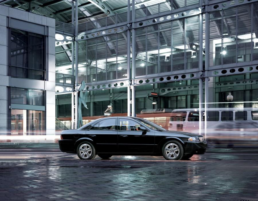  Lincoln LS 2003 года  (фото 11 из 31)